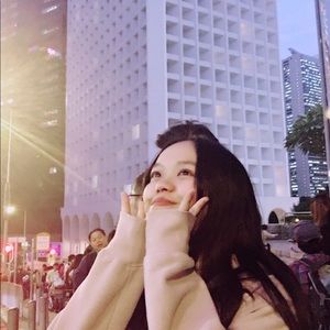 Meet your Posher, Chaoying